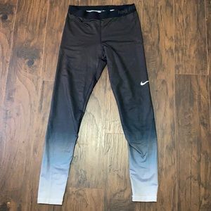 Nike Pro Hyperwarm leggings